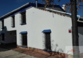 Xalet independent amb terreny en venda a Archidona ref.: TR22479 foto