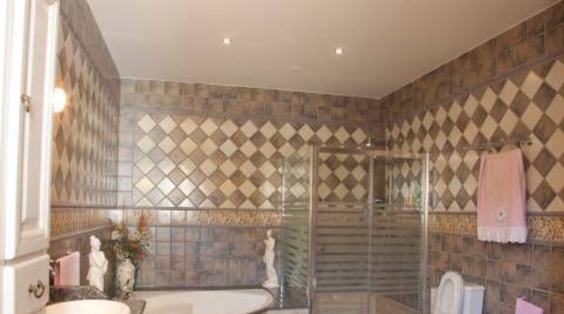 Granada - Barrio San Antonio - 2500m2