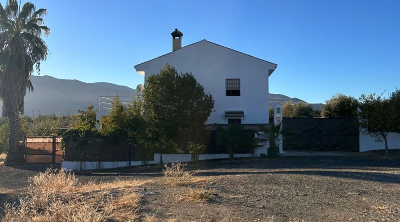 Granada - Loja - 44500m2