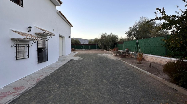 Granada - Loja - 44500m2