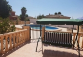 Xalet independent amb terreny en venda a Catral ref.: TR94798 foto