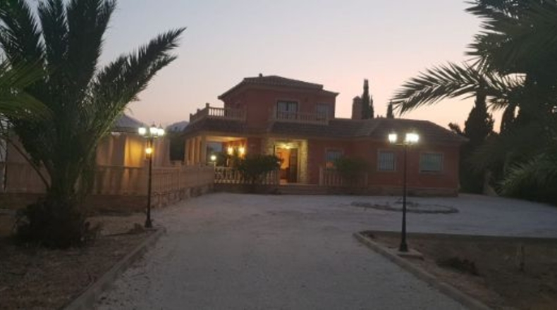 Alicante - Catral - 2100m2