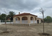 Xalet independent amb terreny en venda a Dolores ref.: TR94797 foto