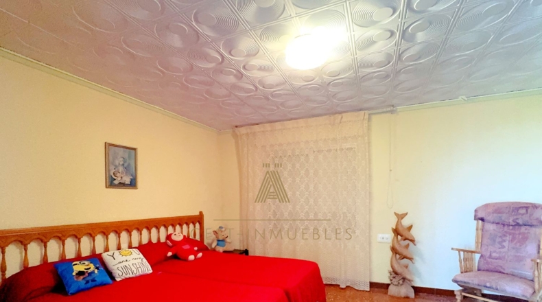 Castellón - Нулес - 680m2