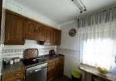 Chalet independiente con terreno en venta en Viana de Cega ref: TR191008 foto