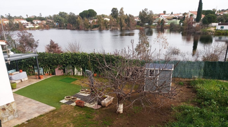 Badajoz - Mérida - 1905m2