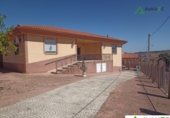 Xalet independent amb terreny en venda a Cordobilla de Lácara ref.: TR187976 foto