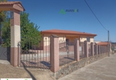 Xalet independent amb terreny en venda a Cordobilla de Lácara ref.: TR187976 foto