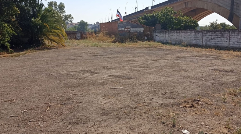 Badajoz - Mèrida - 2000m2