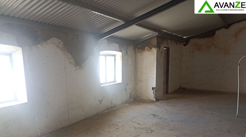 Badajoz - Villanueva del Fresno - 323m2