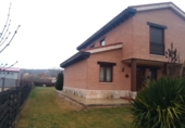 Chalet independiente con terreno en venta en Quintana del Puente ref: TR253063 foto