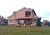 Chalet independiente con terreno en venta en Quintana del Puente ref: TR253063 foto