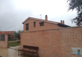 Chalet independiente con terreno en venta en Quintana del Puente ref: TR253063 foto
