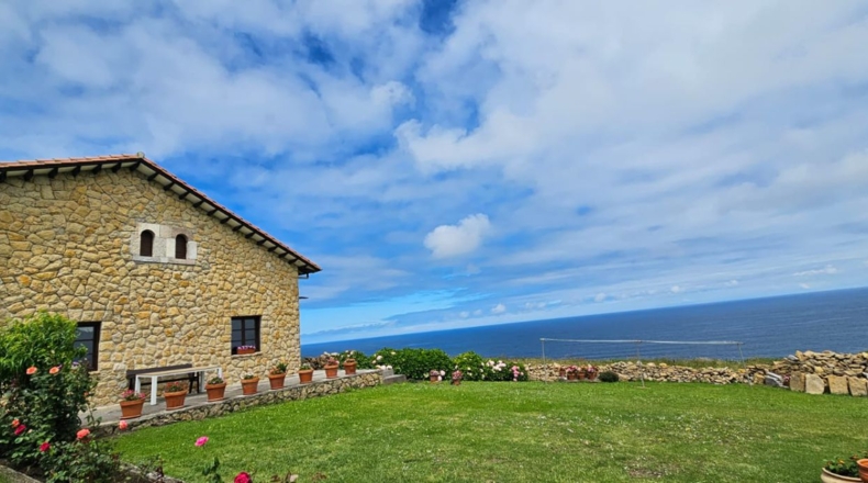 Cantabria - San Vicente de la Barquera - 1000m2