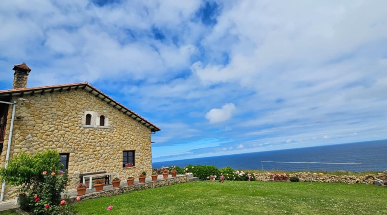 Cantabria - San Vicente de la Barquera - 1000m2