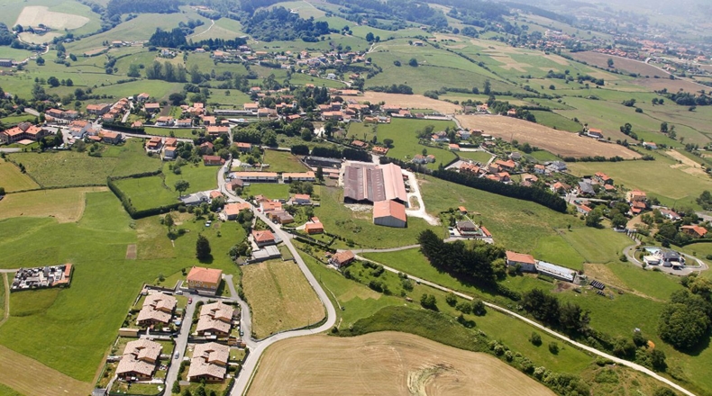 Кантабрия - Santillana del Mar - 2141m2