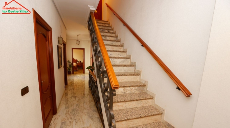 Jaén - Villacarrillo - 287m2
