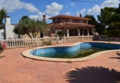 Xalet independent amb terreny en venda a Crevillent ref.: TR379690 foto