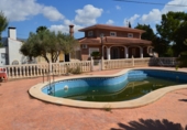 Xalet independent amb terreny en venda a Crevillent ref.: TR379690 foto