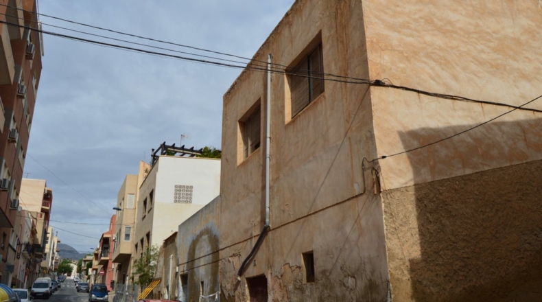 Alicante - Crevillent - 259m2