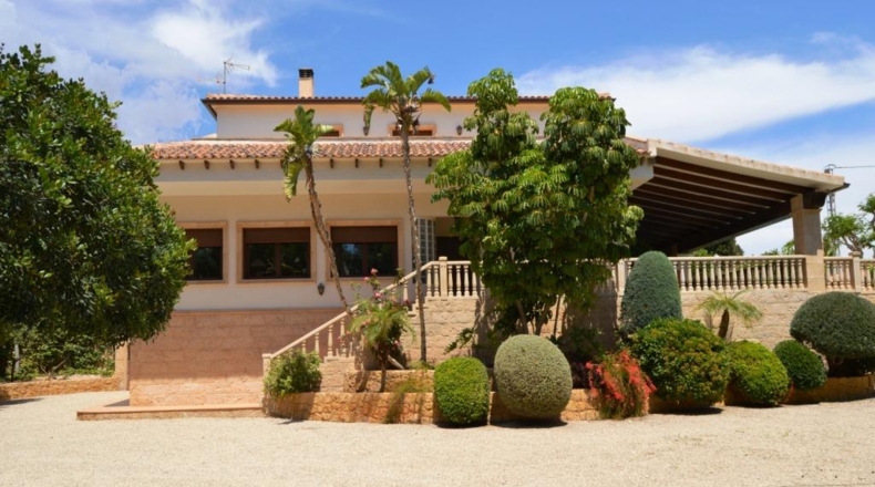 Alicante - Crevillent - 2350m2