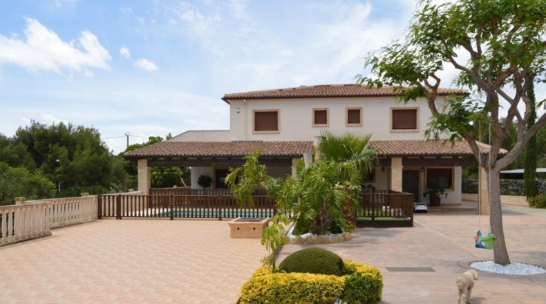 Alicante - Crevillent - 2350m2