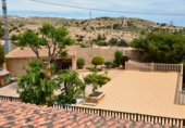 Chalet independiente con terreno en venta en Crevillente ref: TR379631 foto