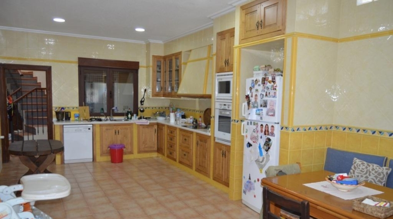 Alicante - Crevillent - 2350m2