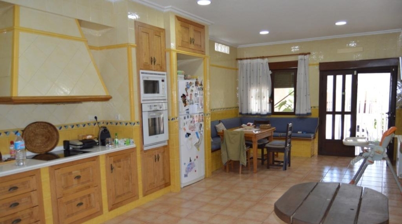 Alicante - Crevillent - 2350m2
