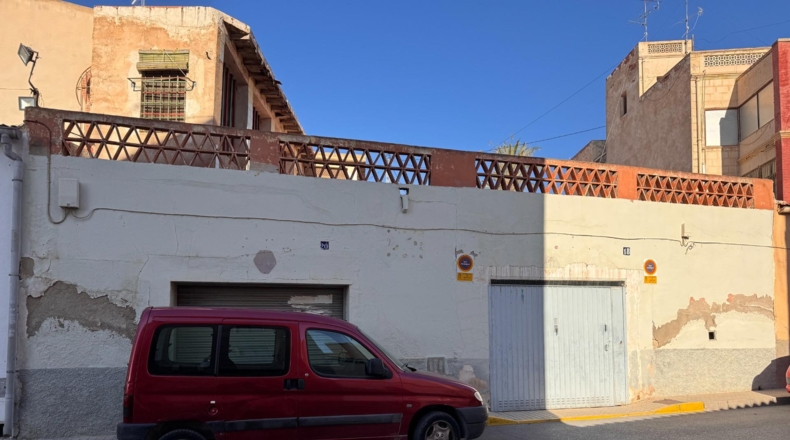 Alicante - Crevillent - 303m2