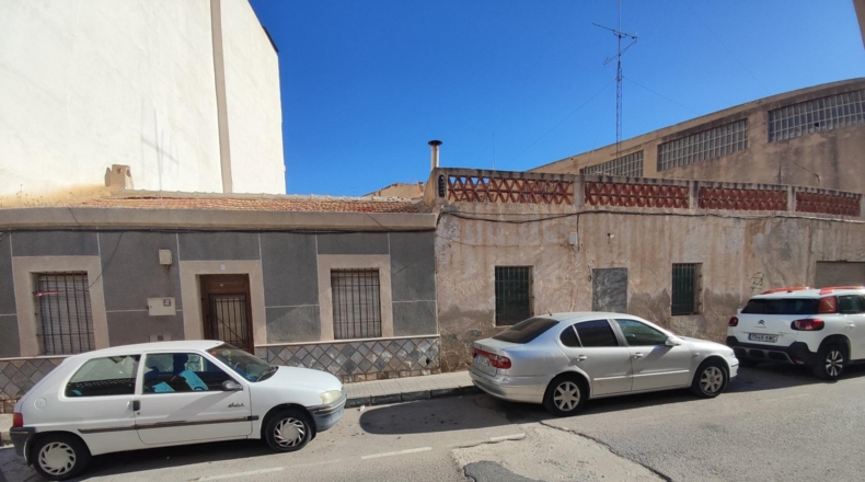 Alicante - Crevillent - 387m2