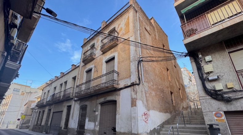 Alicante - Crevillente - 338m2