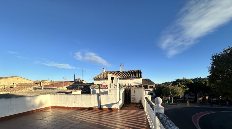 Valencia - Algimia de Alfara - 245m2