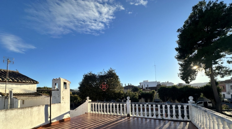 Valencia - Algimia de Alfara - 245m2