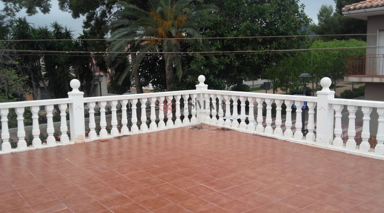 Valencia - Algimia de Alfara - 245m2
