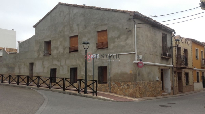 Valencia - Algimia de Alfara - 245m2