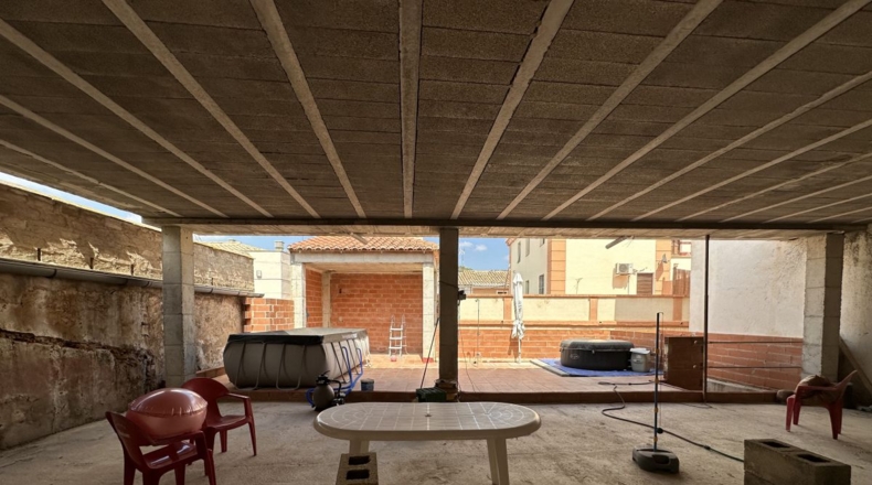 Valencia - Algimia de Alfara - 200m2
