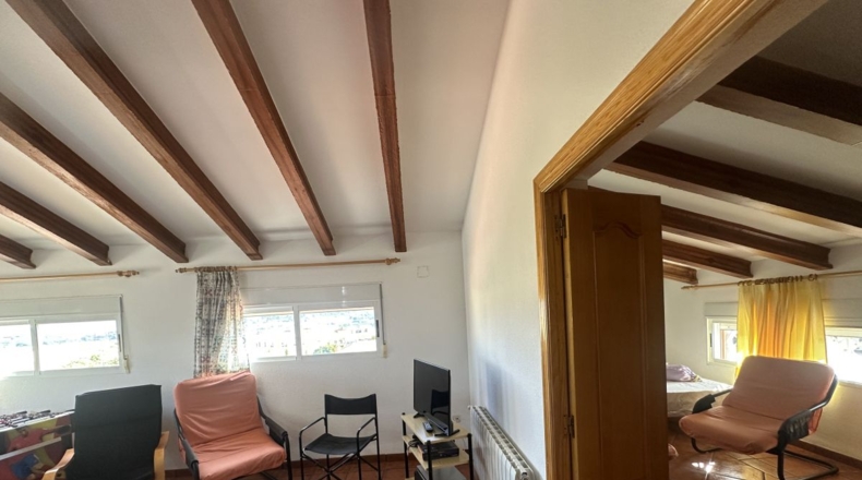 Valencia - Algimia de Alfara - 664m2