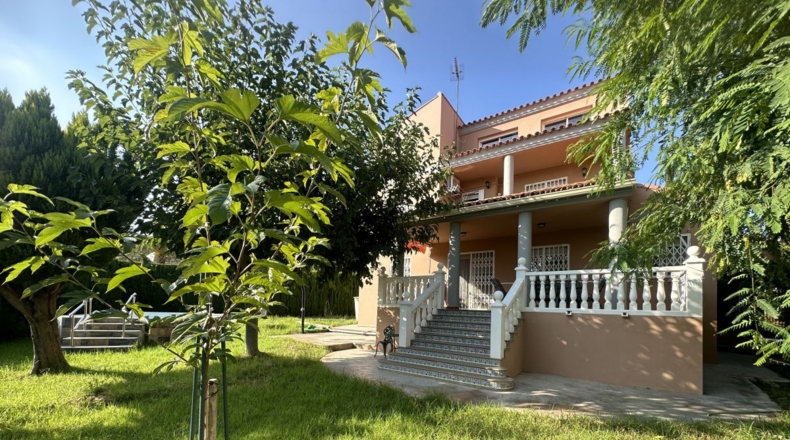 Valencia - Algimia de Alfara - 664m2