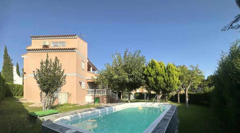 Valencia - Algimia de Alfara - 664m2