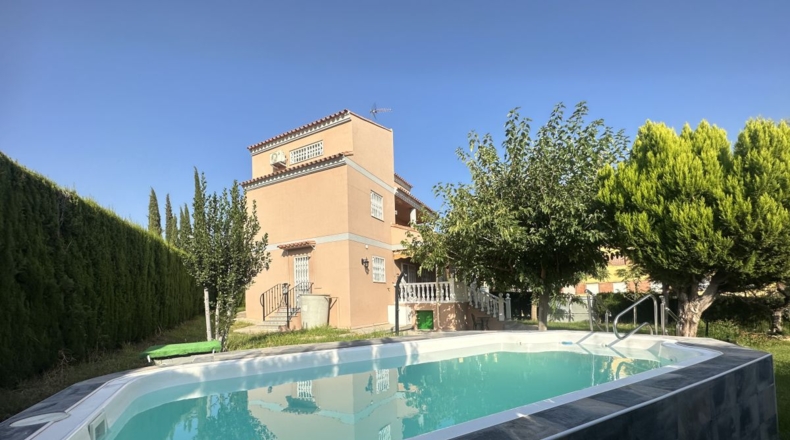 Valencia - Algimia de Alfara - 664m2
