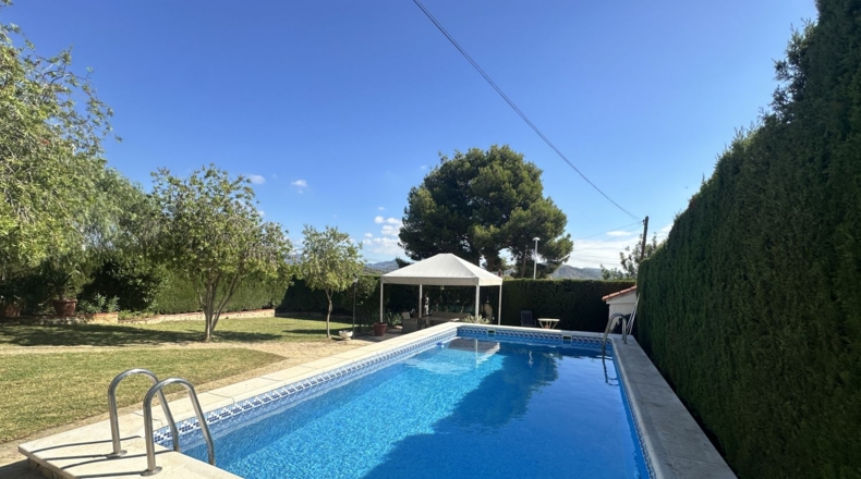 Valencia - Algar de Palància - 675m2
