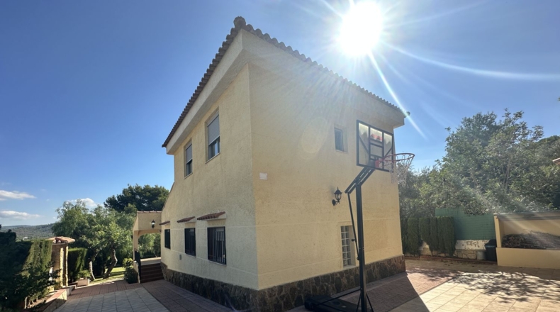 Valencia - Algar de Palància - 675m2
