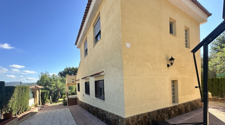 Valencia - Algar de Palància - 675m2