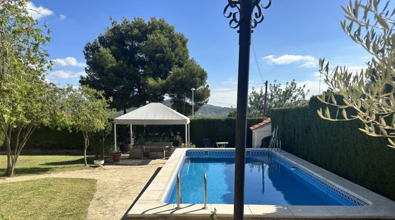 Valencia - Algar de Palància - 675m2