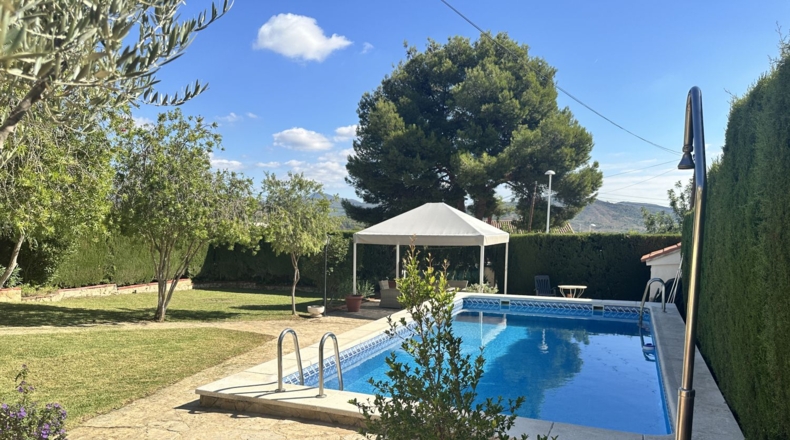 Valencia - Algar de Palància - 675m2