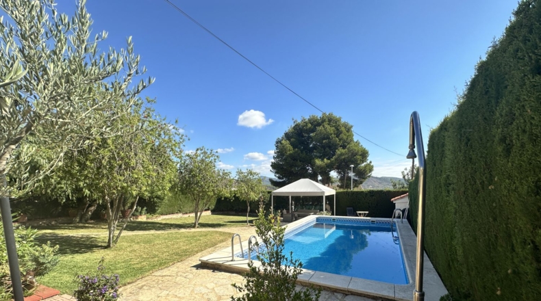 Valencia - Algar de Palància - 675m2