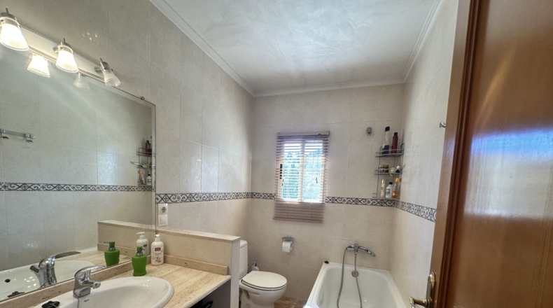 Valencia - Algar de Palància - 675m2