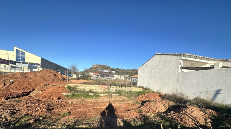 València - Algimia de Alfara - 233m2