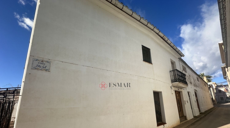 Valencia - Algimia de Alfara - 732m2